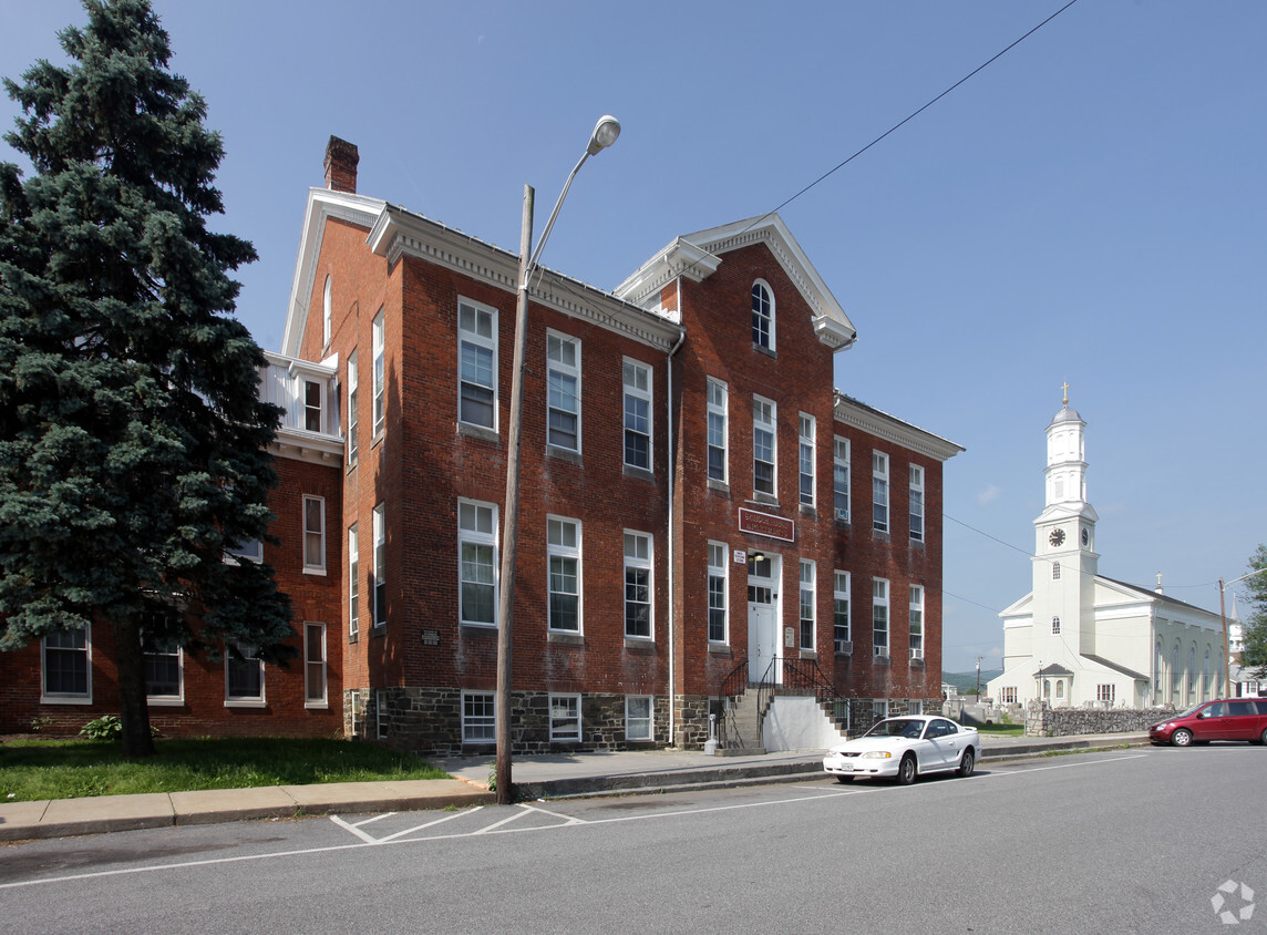 Foto del edificio - Schoolhouse Apartments