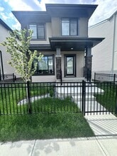 Building Photo - 3116 Challand Ln