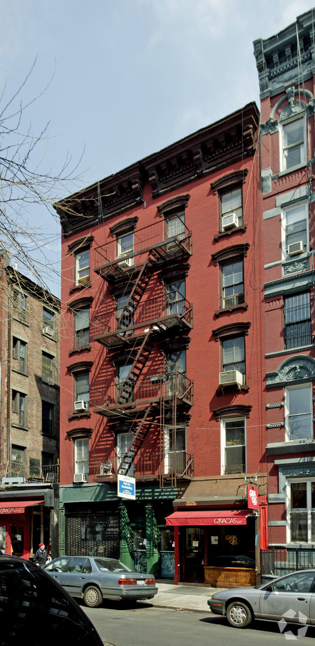 Foto del edificio - 93 East 7th St