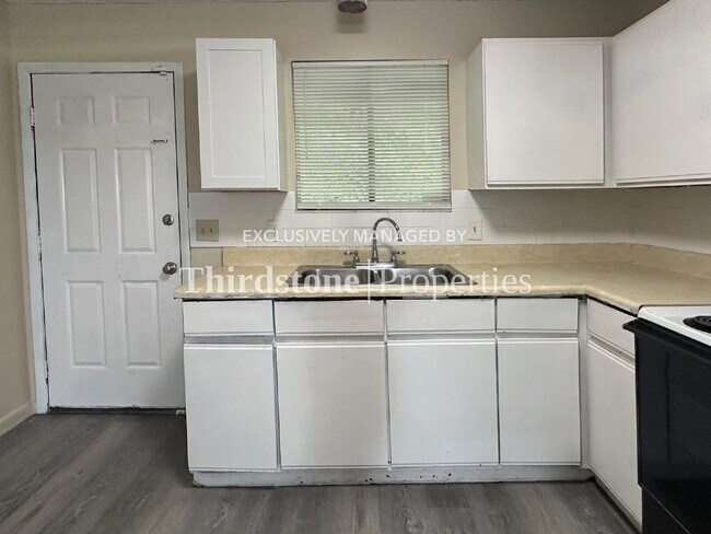 Foto del edificio - 5128 Westchase Ct