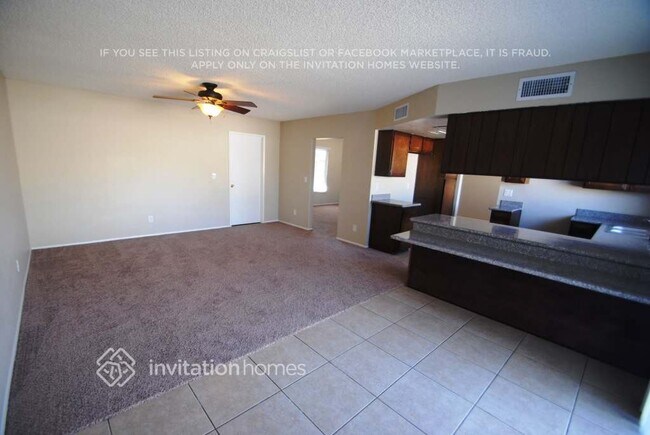 Foto del edificio - 4806 W Christy Dr