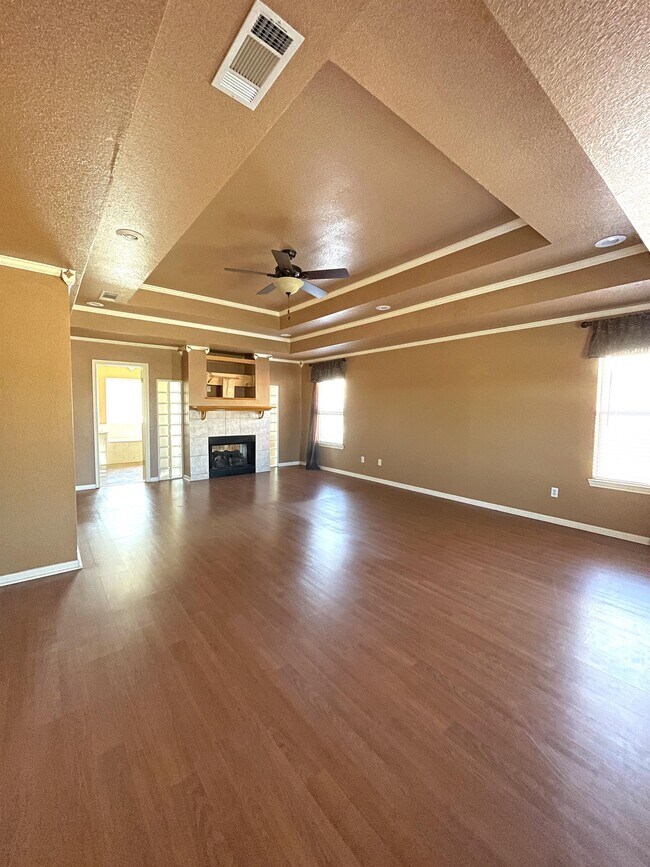 Building Photo - 2208 Excel Dr