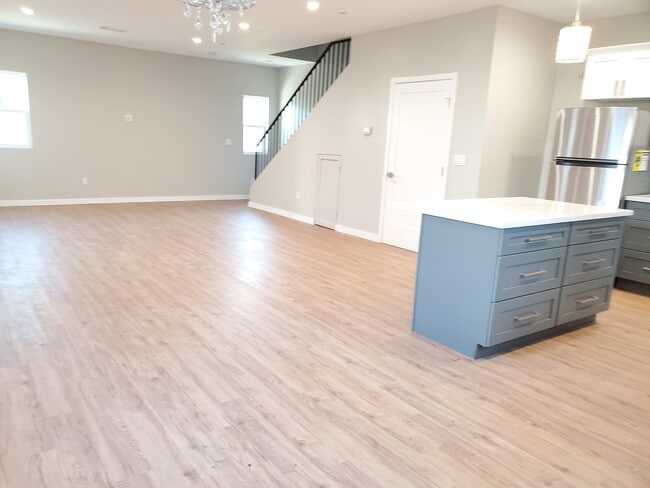 Great Room Open Floor Plan - 236 E Avenue 41