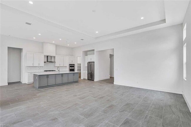 Building Photo - 9073 Wisteria Way