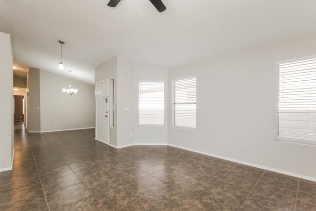 Building Photo - 7317 W Greer Ave