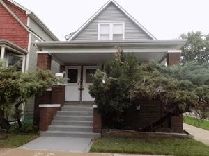 Primary Photo - 2200 W Berwyn Ave