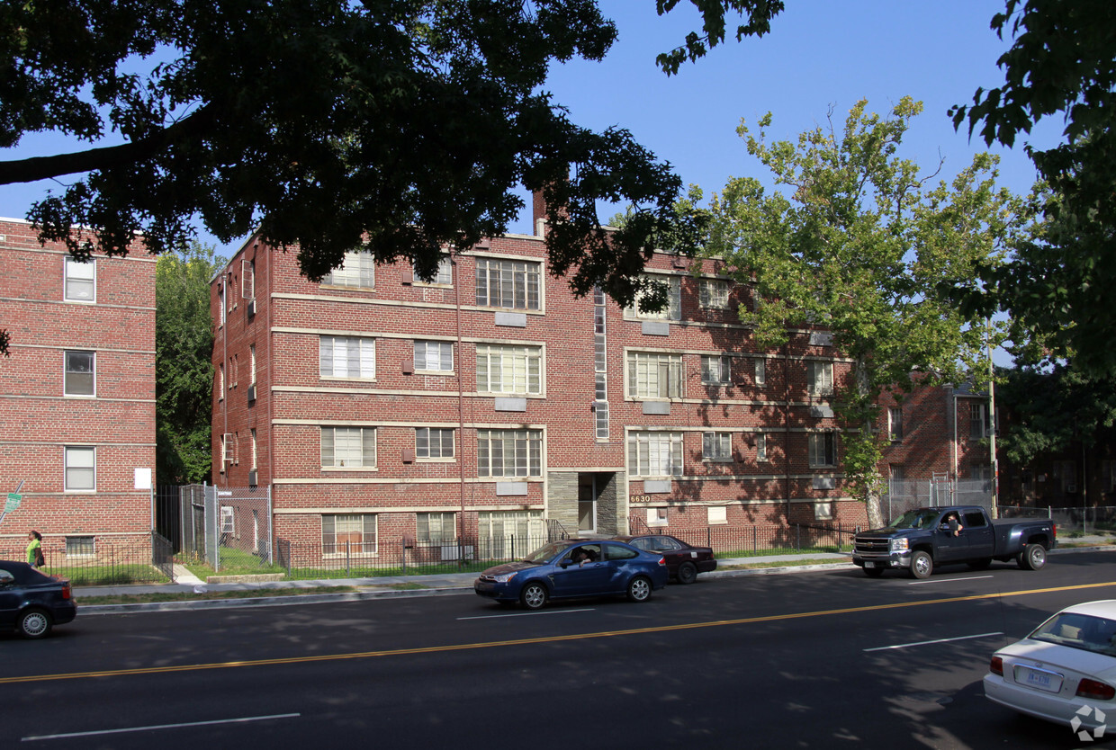 Primary Photo - 6630 Georgia Ave NW
