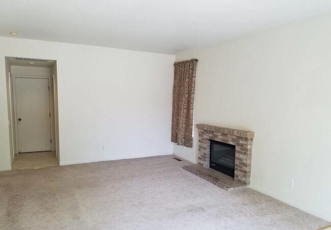 Building Photo - Coming Soon: Spacious 4-Bedroom Home in a ...