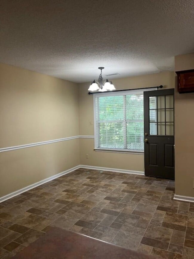 Building Photo - 2972 Woodland Ash Cove