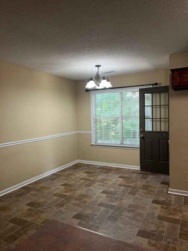 Foto del edificio - 2972 Woodland Ash Cove