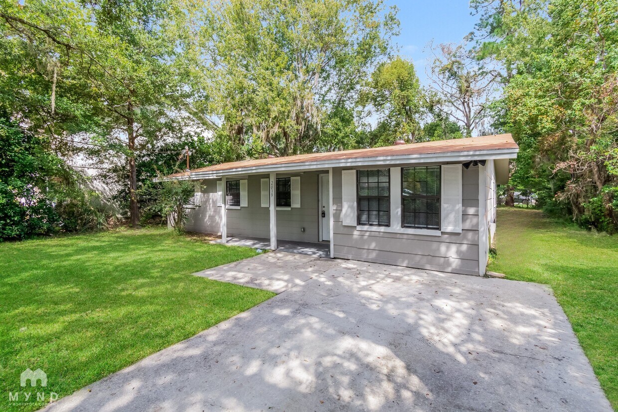 Foto principal - 2039 Ashland St