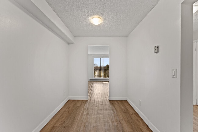 Building Photo - Janisse Tower Apartments