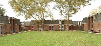 Ample Green Space - East Townhomes and Apartments