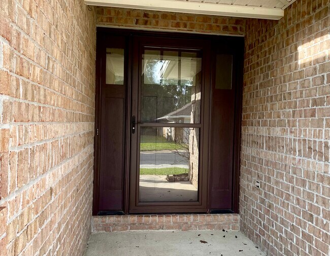 Building Photo - 1020 Freeport Ct