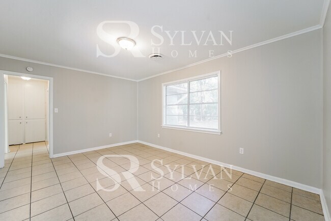 Foto del edificio - Updated 3 bedroom rancher!