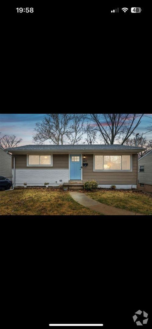 Building Photo - 257 Floralea Pl