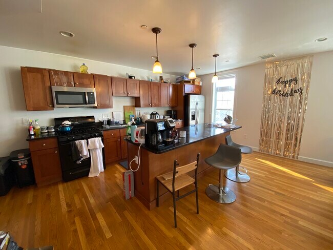 Foto del edificio - 59 Circuit St