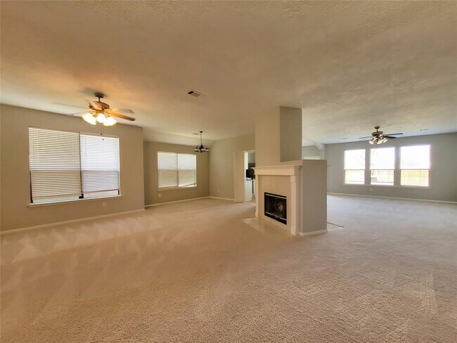 Foto del edificio - 20402 Westfield Pkwy