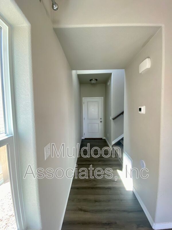 Building Photo - 8274 Talc Dr