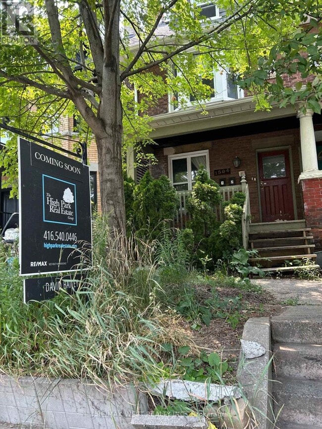 Building Photo - 1504 Dufferin St