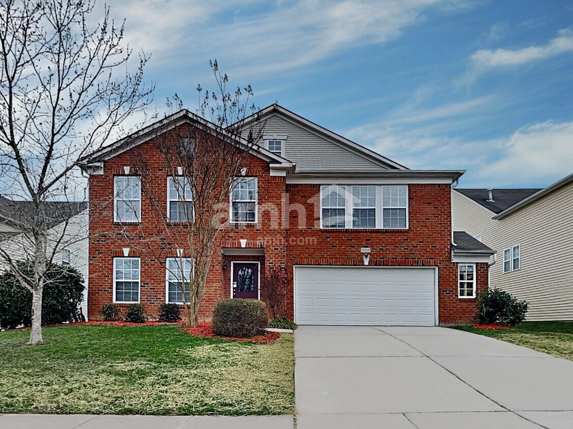 Primary Photo - 9508 Weston Woods Ln