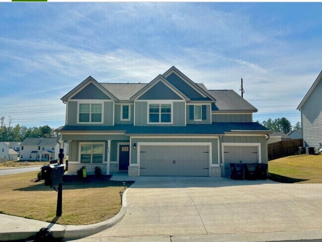 Building Photo - 2101 Forrest Cv