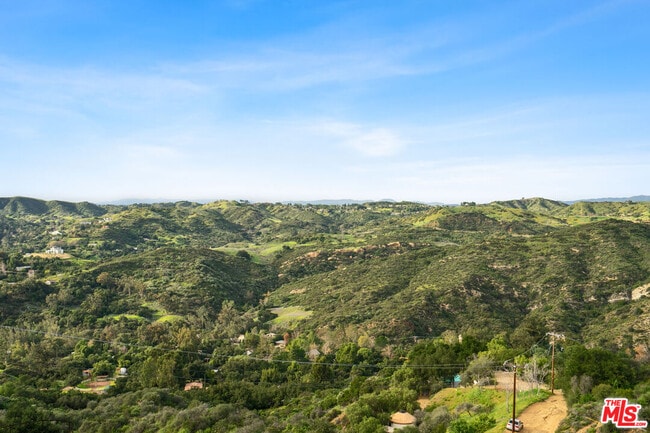 Building Photo - 1432 Penny Rd