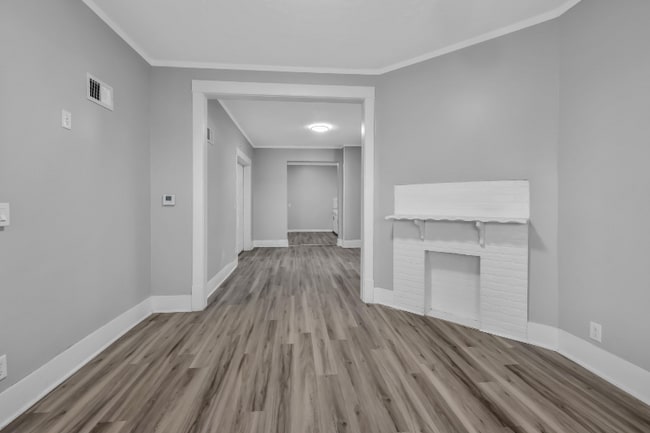 Building Photo - 3860 Dodge St