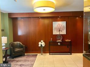 Foto principal - 1260 21st St NW