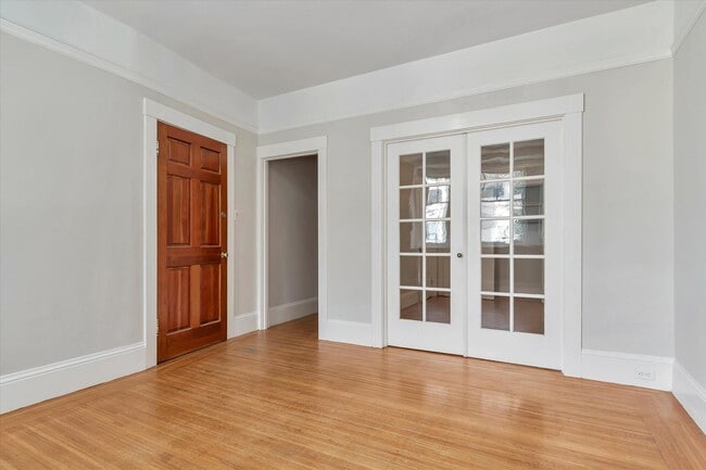 Building Photo - 1168 Church St