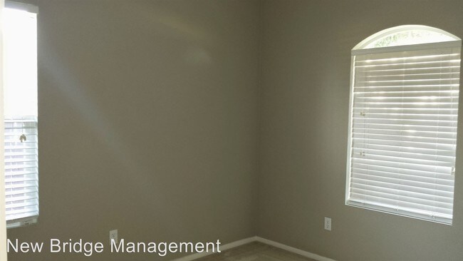 Foto del edificio - 473 Valley View Dr