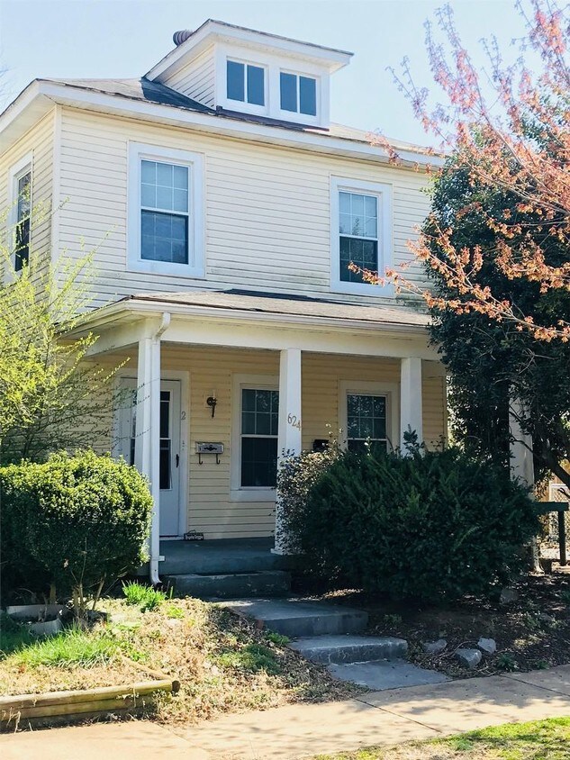 624 Pelham St Unit 1, Fredericksburg, VA 22401 Apartment for Rent in