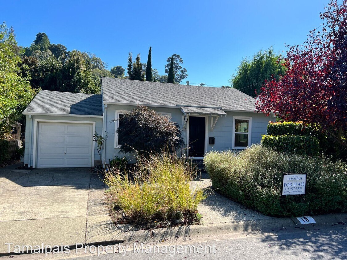 Primary Photo - 2 br, 2 bath House - 18 Chanticleer Street