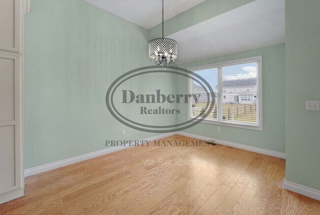 Foto del edificio - 14866 Lake Winds Dr