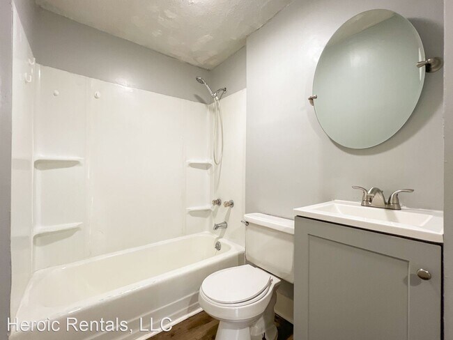 Building Photo - 4 br, 2 bath House - 102 Madison Avenue