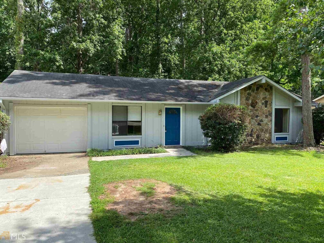 Primary Photo - 114 Doubletrace Ln