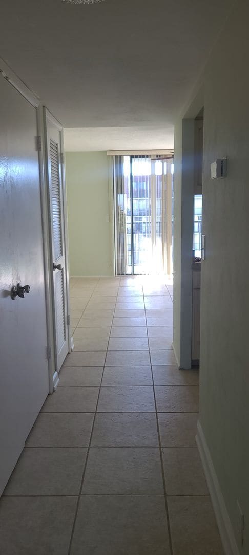 Foto del edificio - 1437 N Atlantic Ave