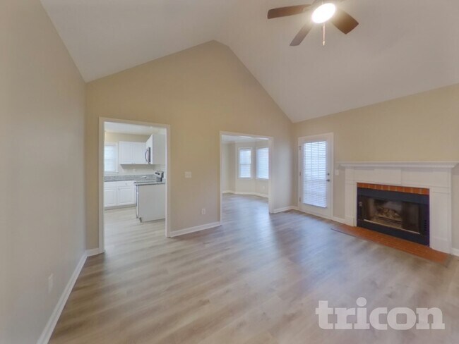 Foto del edificio - 100 Flagstar Ct