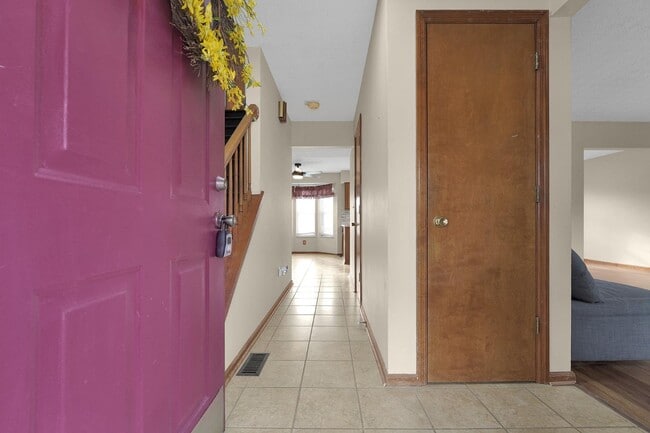 Foto del edificio - 4287 Woodstream Dr
