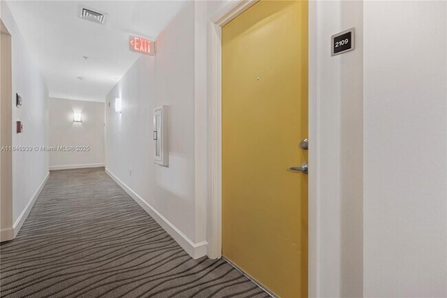 Foto del edificio - 234 NE 3rd St