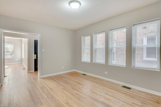 Building Photo - 7944 S Drexel Ave