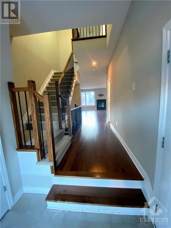 Photo du bâtiment - 961 Cobble Hill Dr