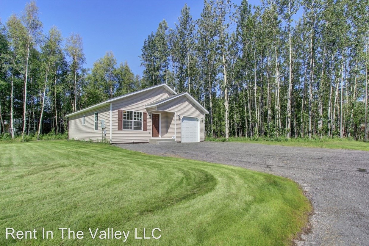 Primary Photo - 4025-4031 E Ruth Dr