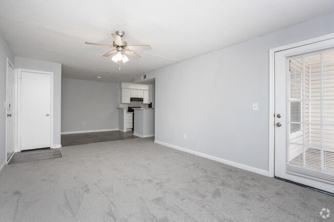 3BR, 2BA - 1153SF - Sala de estar/comedor - Retreat at Baywood
