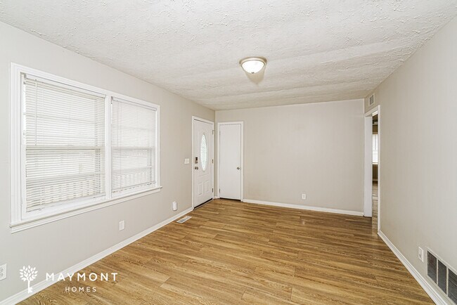 Foto del edificio - Spacious 3-Bedroom Home in Hueytown, AL