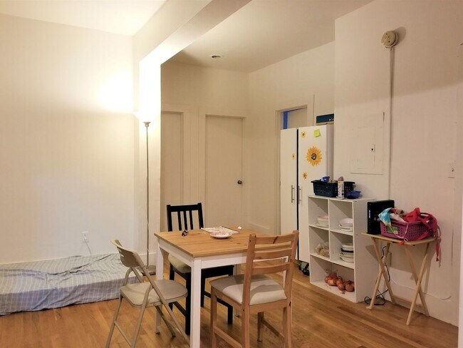 Foto del edificio - Brighton Ave in Allston - 4bed / 1bath $4400