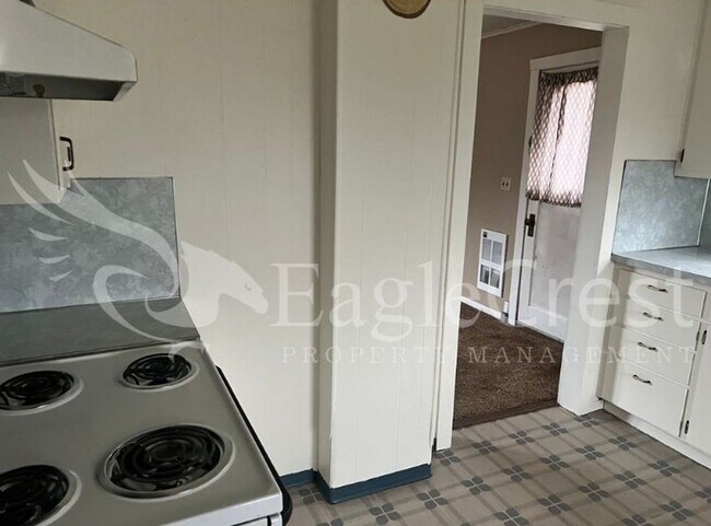 Foto del edificio - Quaint, Country One-Bedroom House Surround...