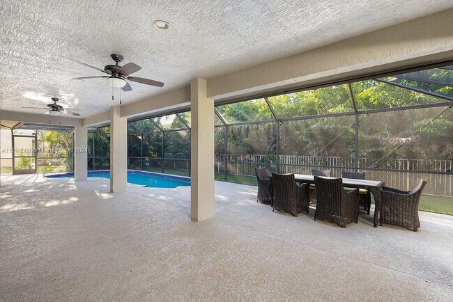 Building Photo - 4572 White Cedar Ln