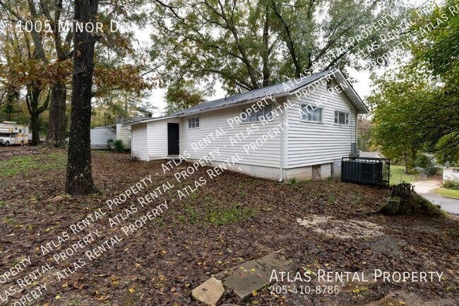 Building Photo - 1005 Minor Dr