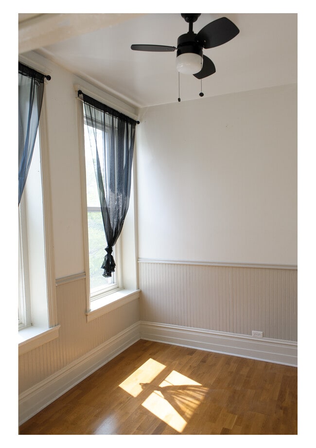 bedroom 1 - 1501 W 18th St